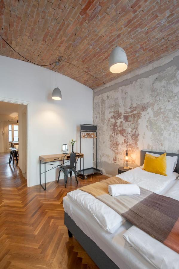 Historic In Downtown Apartamento Budapest