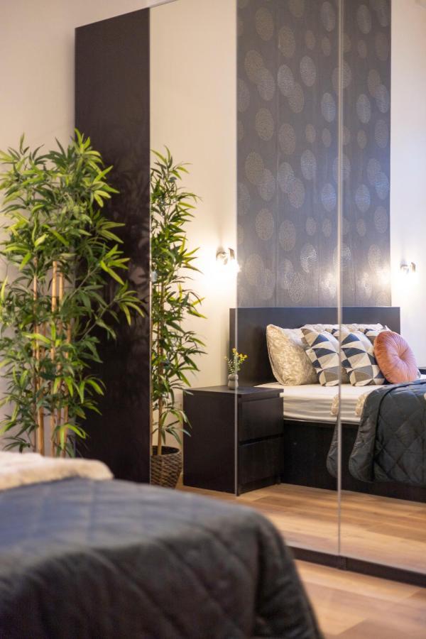 Spacious & Cozy W/ Terrace Budapest