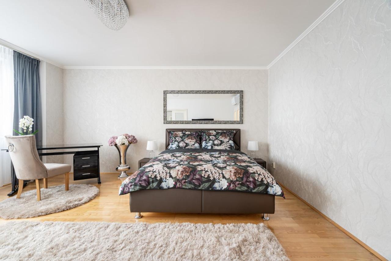 Beautiful Three Bedrooms With Free Parking Close To The Danube Coast * Budapeszt