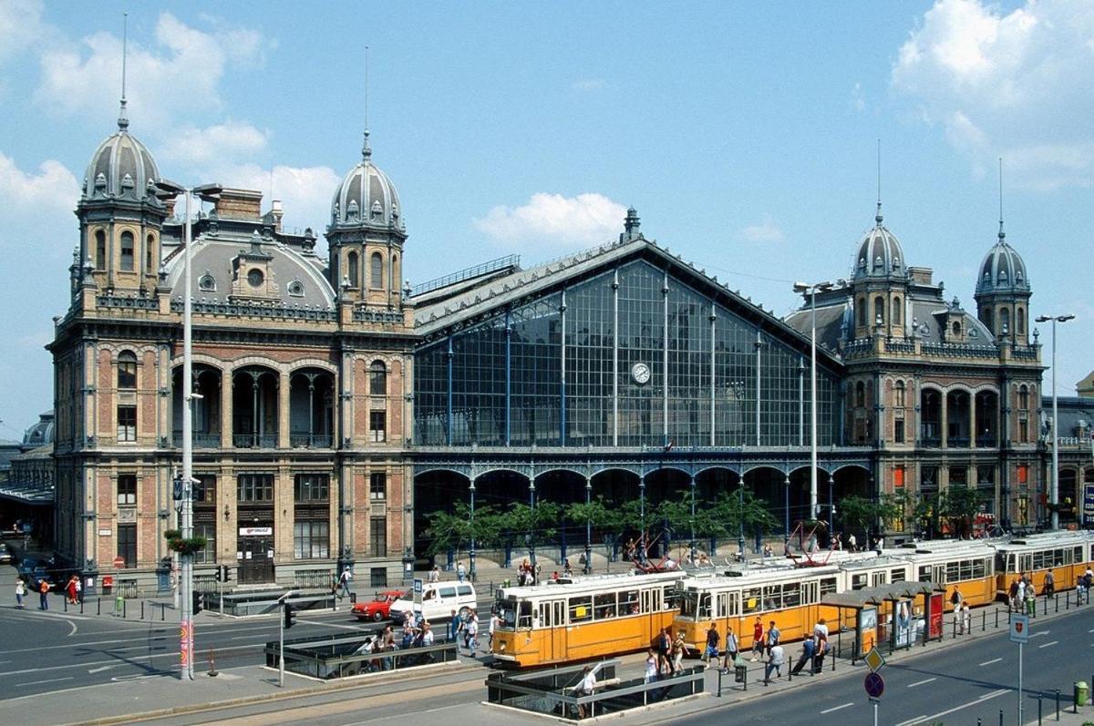 Westend Guest * Budapest