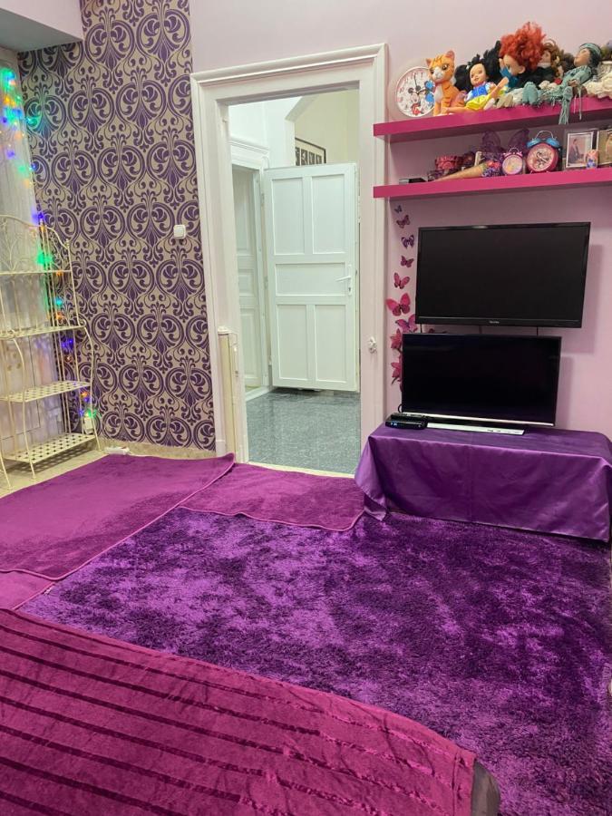 Westend Guest *
