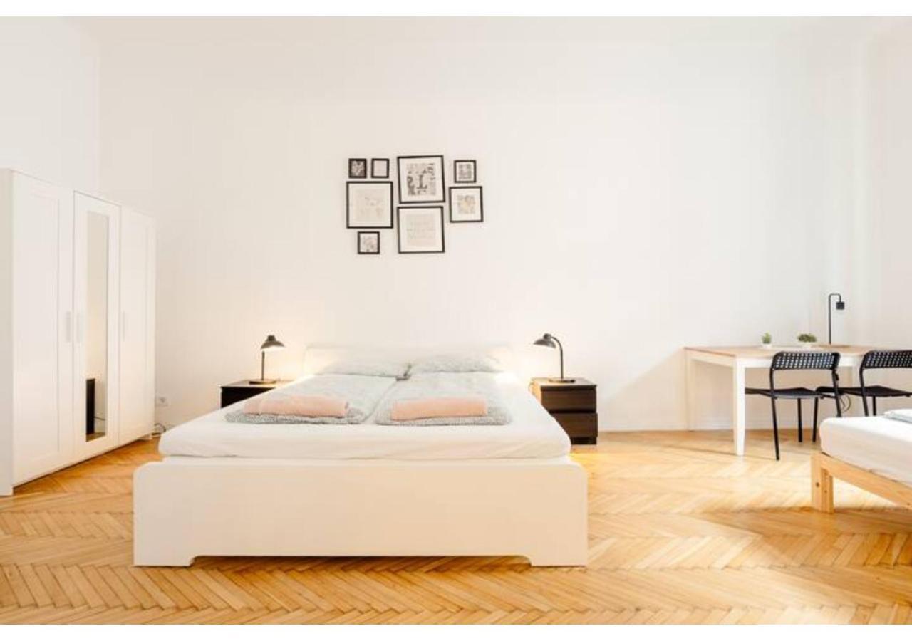 Downtown With Balcony Apartamento