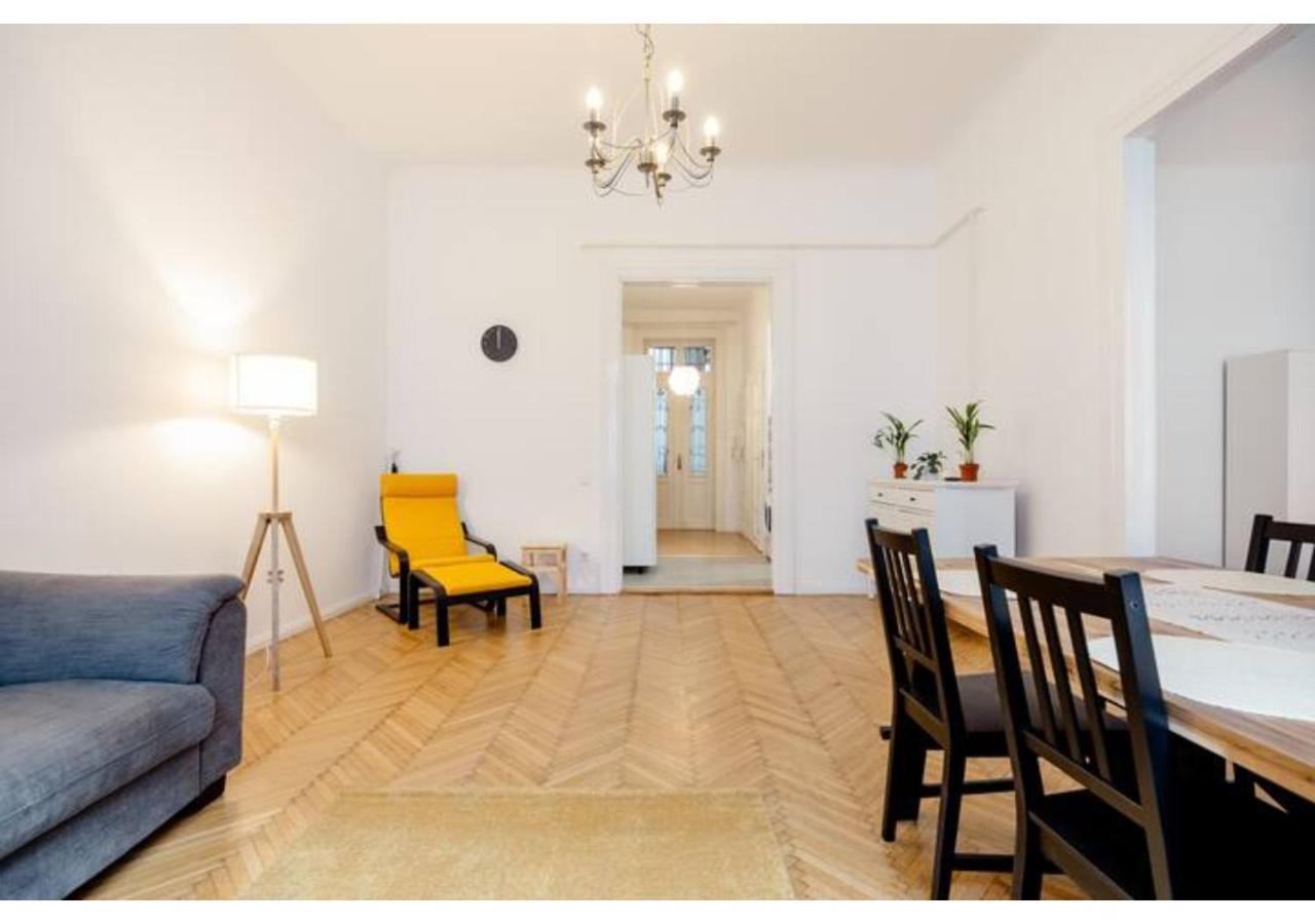 Appartamento Downtown With Balcony