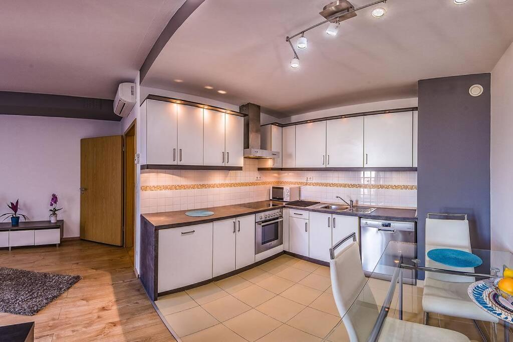 Appartement Premium By Hi5- Cp With Free Parking