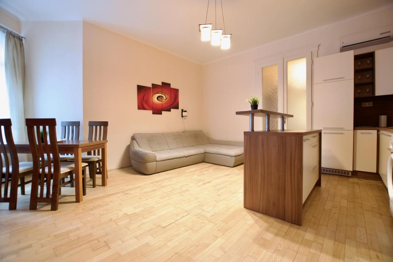 Standard By Hi5 - Dessewffy 2 Bedroom Appartement Boedapest