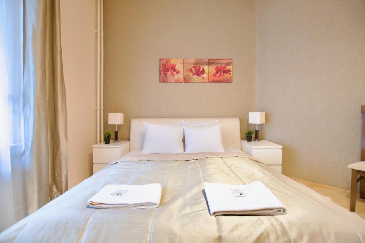 Apartman Standard By Hi5 - Dessewffy 2 Bedroom Budapest