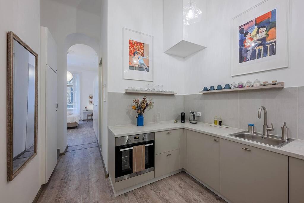 Apartment Venus - Opera Location