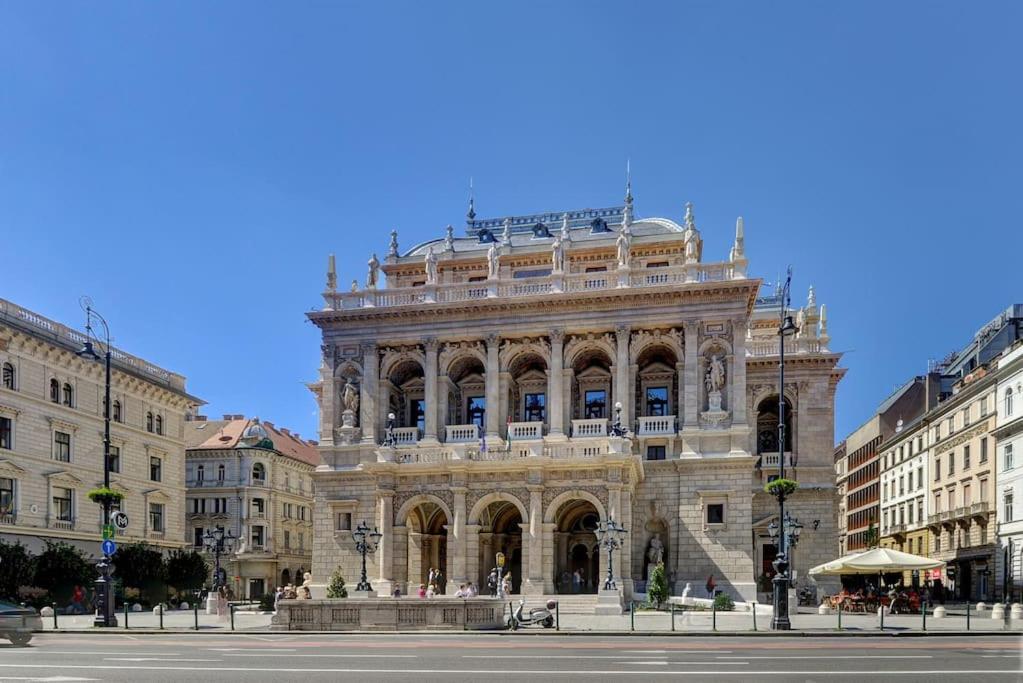 Venus - Opera Location Apartment *