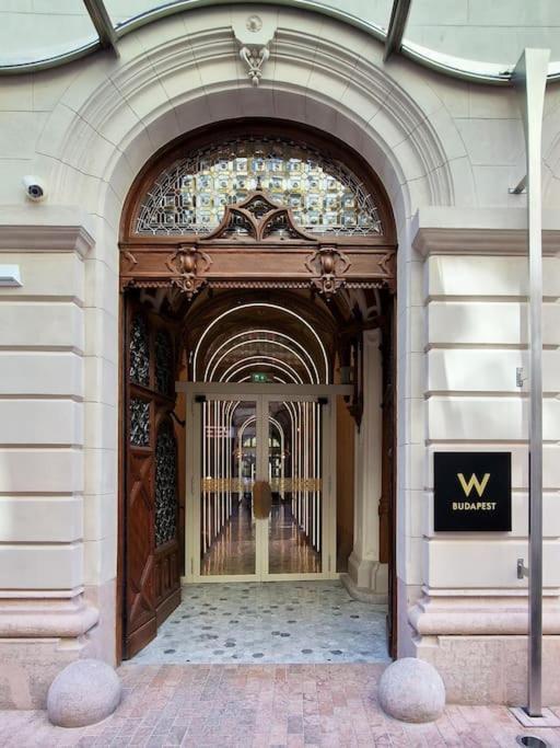 Venus - Opera Location Apartment