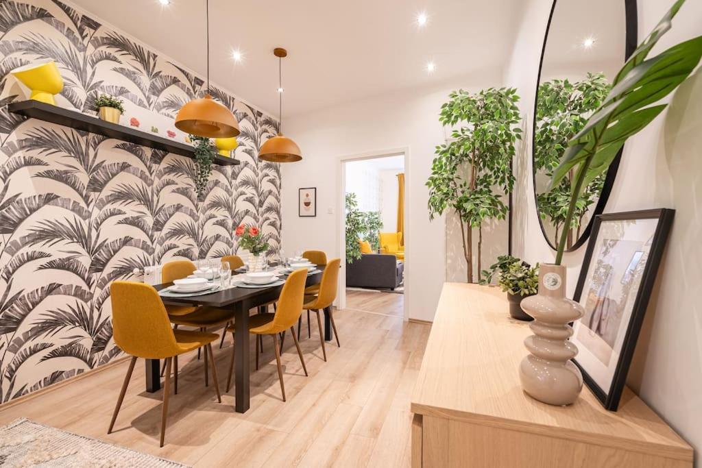 Warm Elegance Retreat : 75 M2 Comfort Near New York Cafe * Budapest