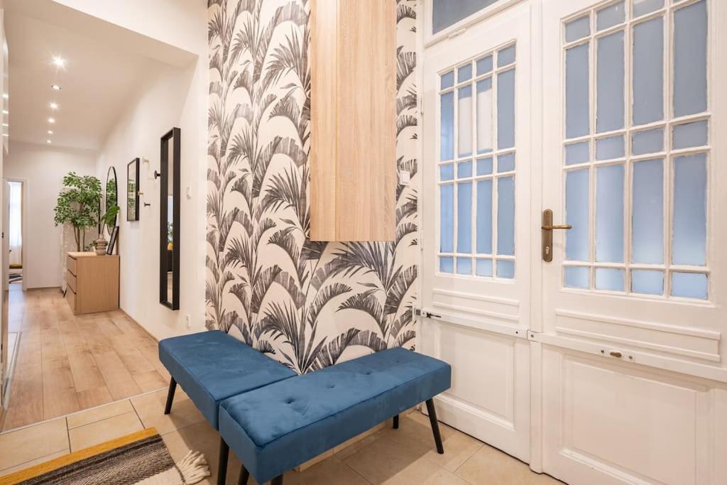 Warm Elegance Retreat : 75 M2 Comfort Near New York Cafe Appartamento