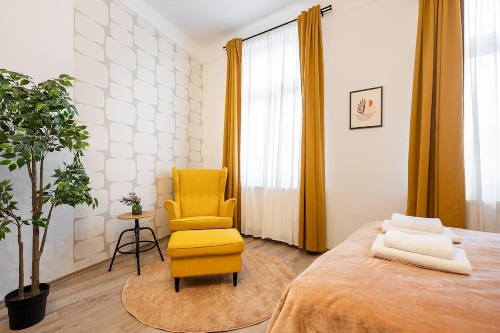 Appartamento Warm Elegance Retreat : 75 M2 Comfort Near New York Cafe Budapest
