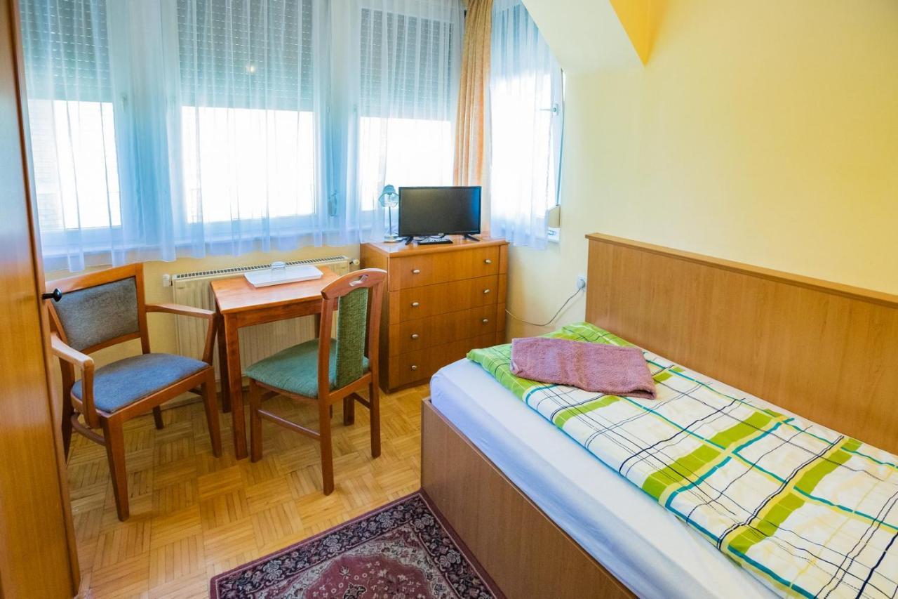 Guest house Mohacsi 3*
