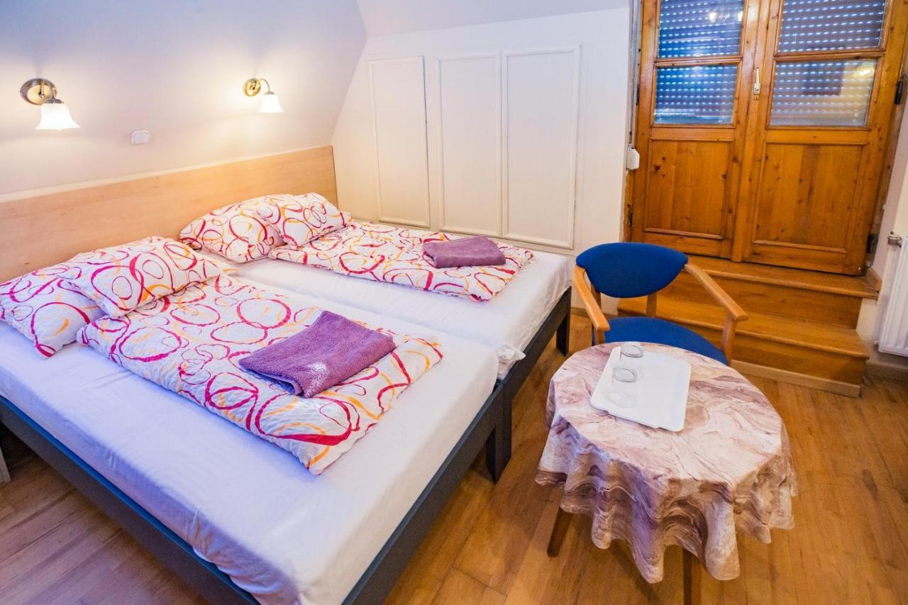 Guest house Mohacsi 3*