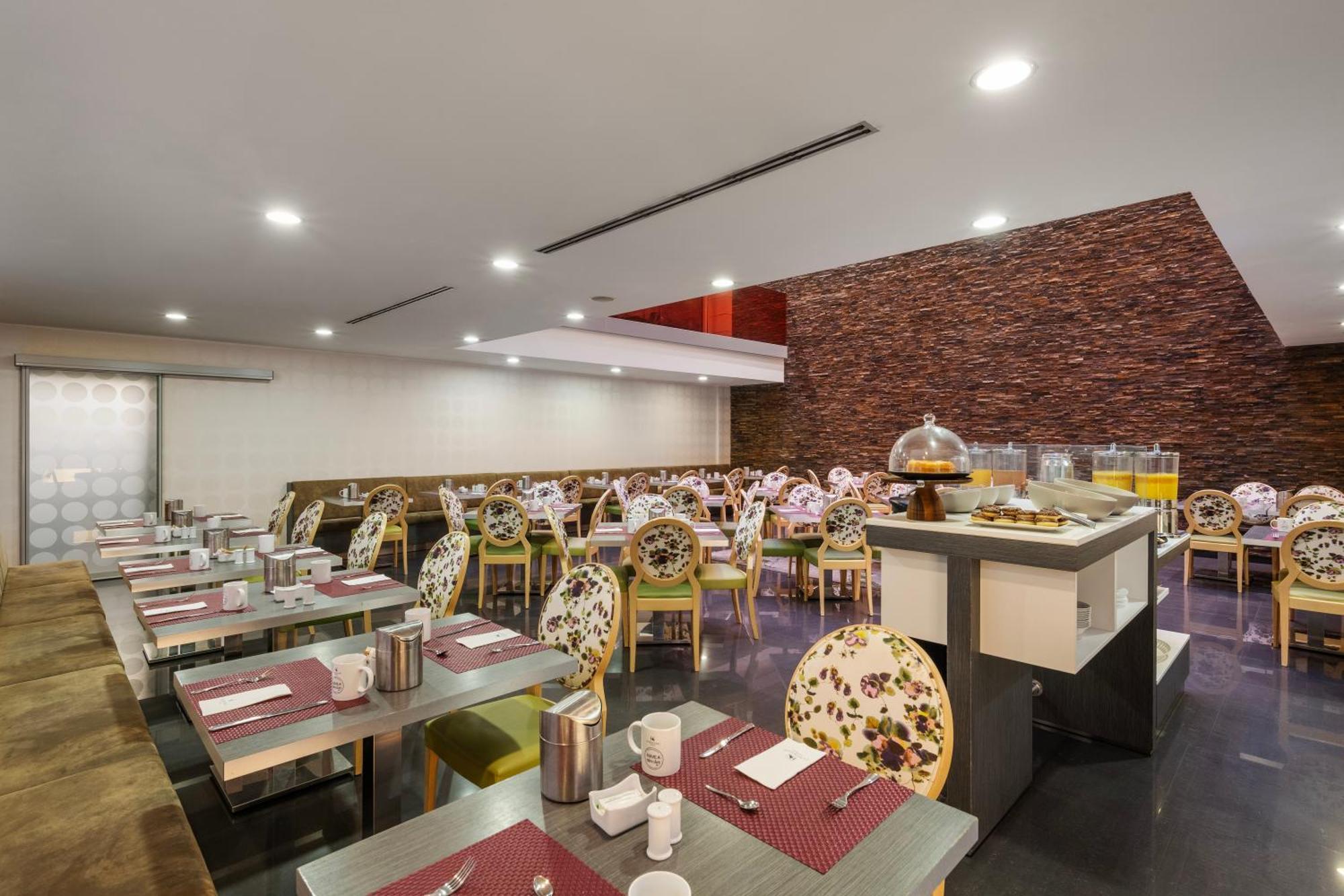Eurostars Palazzo Zichy 4*