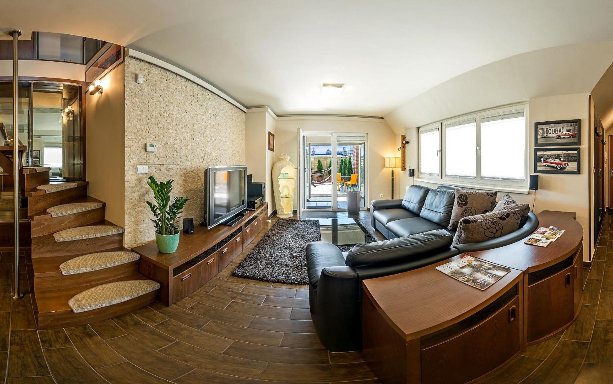 Arpad Bridge Apartment Budapest