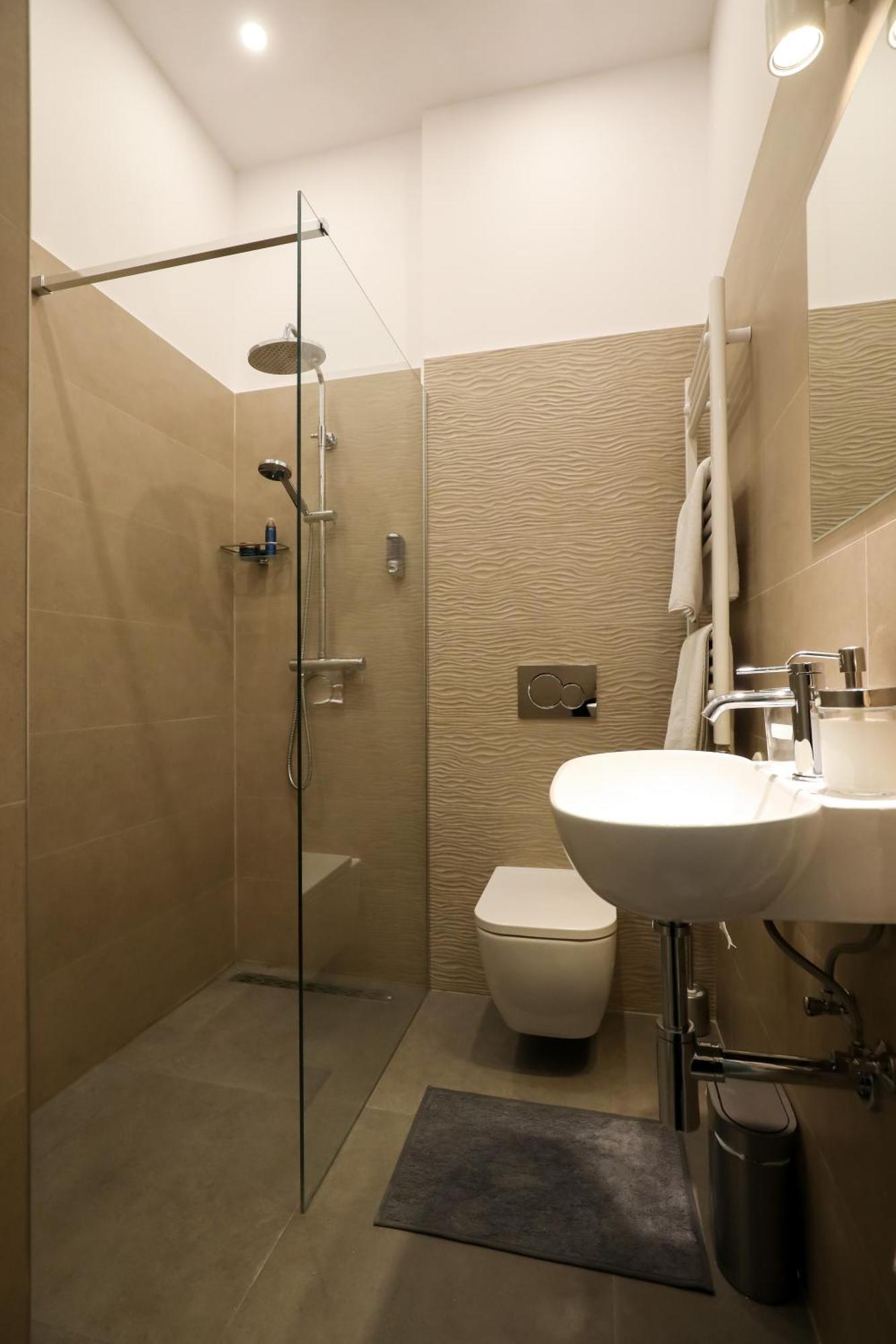 Ozone Silver&gold Budapest