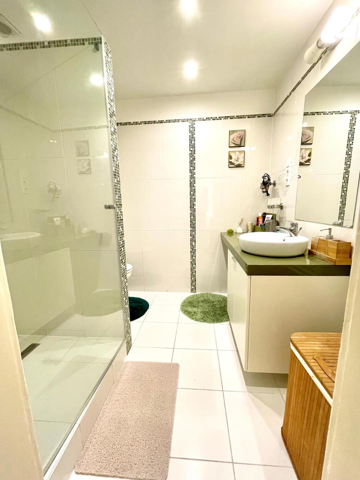 Apartamento Pearl At St Stephen' S Basilica Budapest