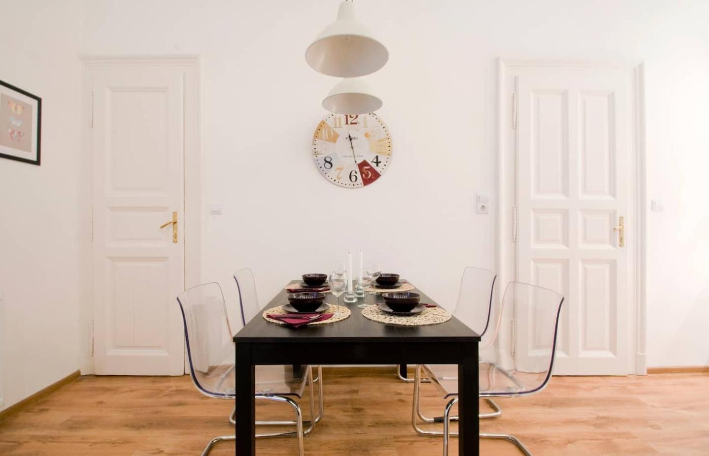 Downtown Rising Sun 104 Sq.m Appartamento