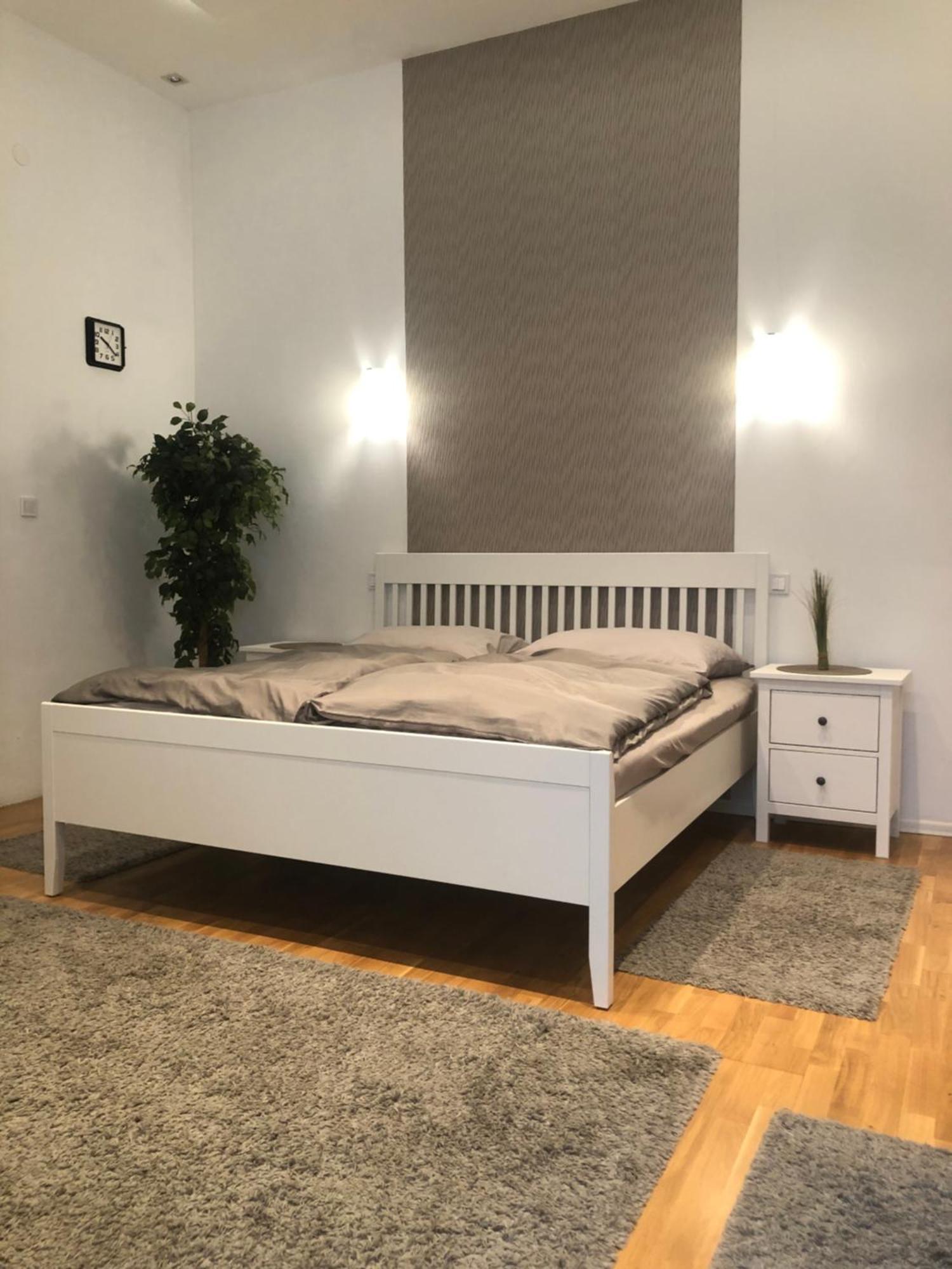 Diamond * Budapest