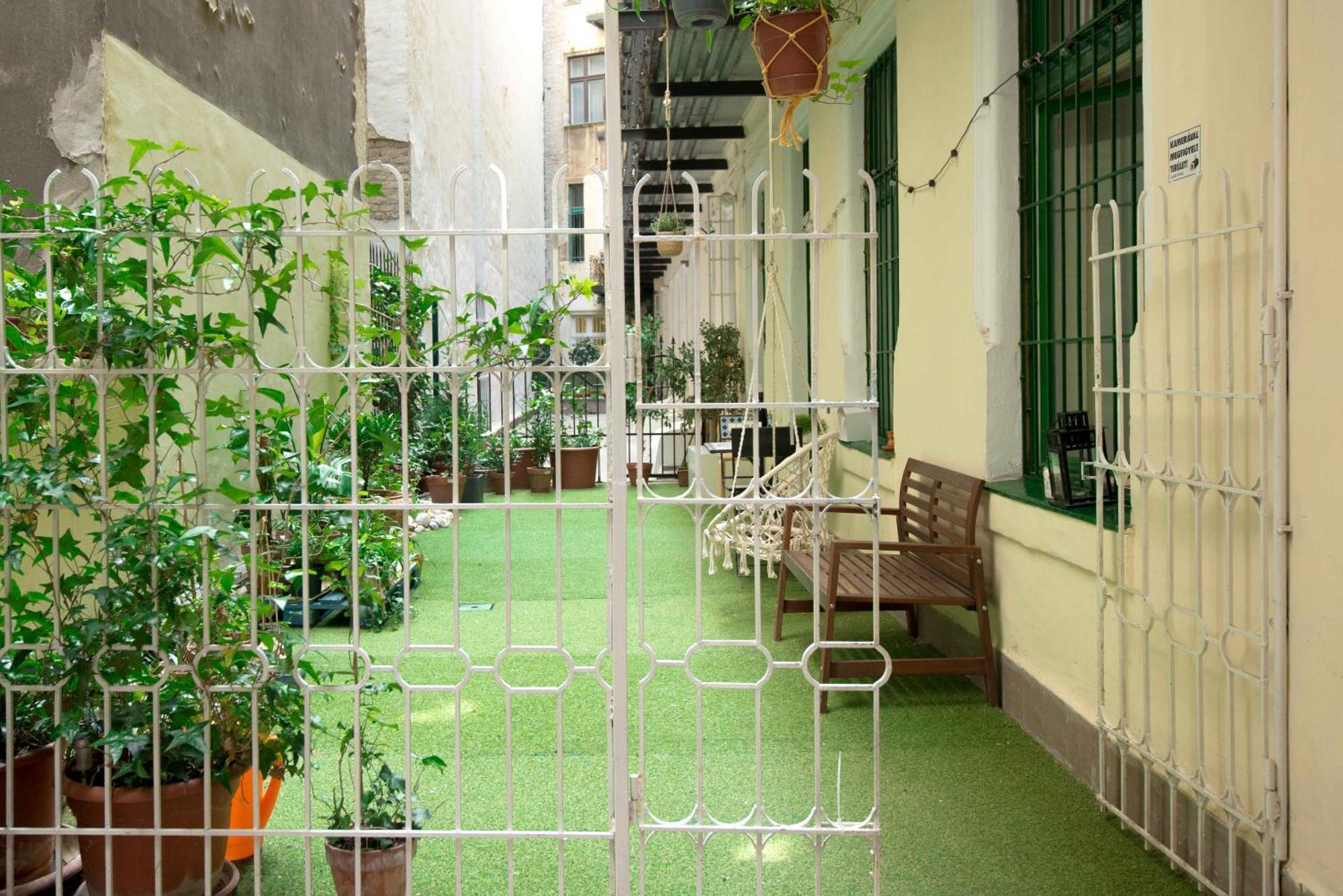 Dohany Design * Budapest