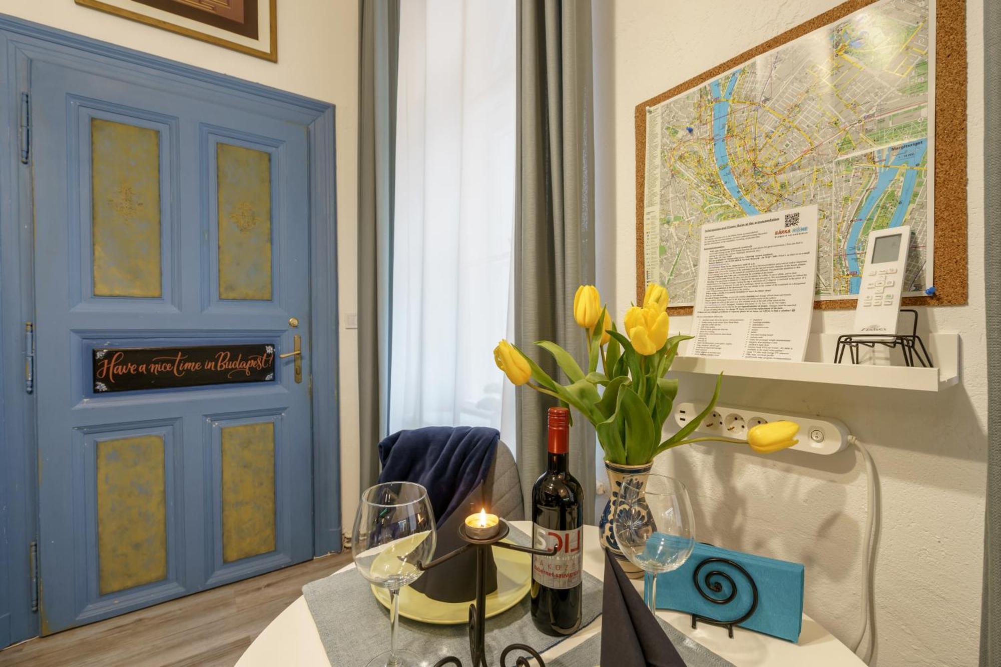 Barka In Downtown Buda Apartament Budapeszt