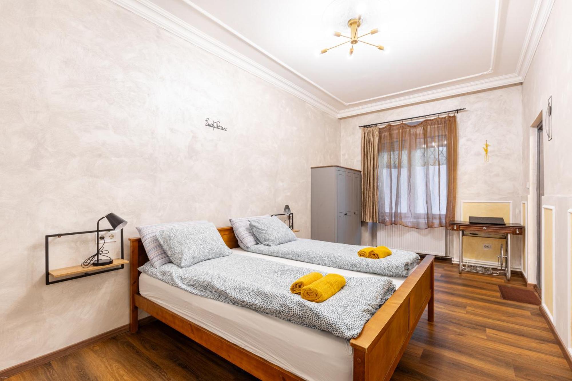 Apartment Mari&emi Flat In Corvin