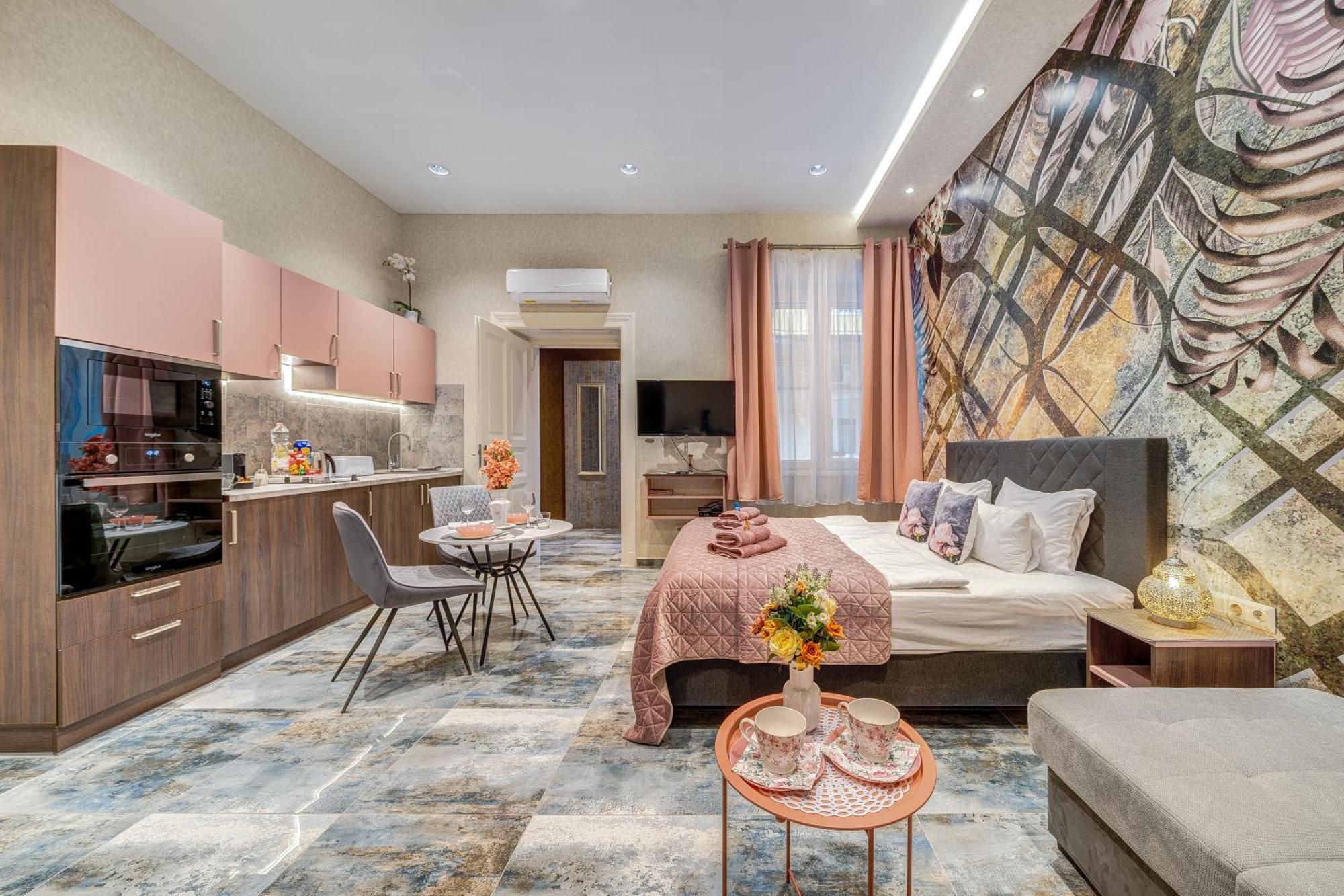 Magic Exotic In Downtown Apartment *