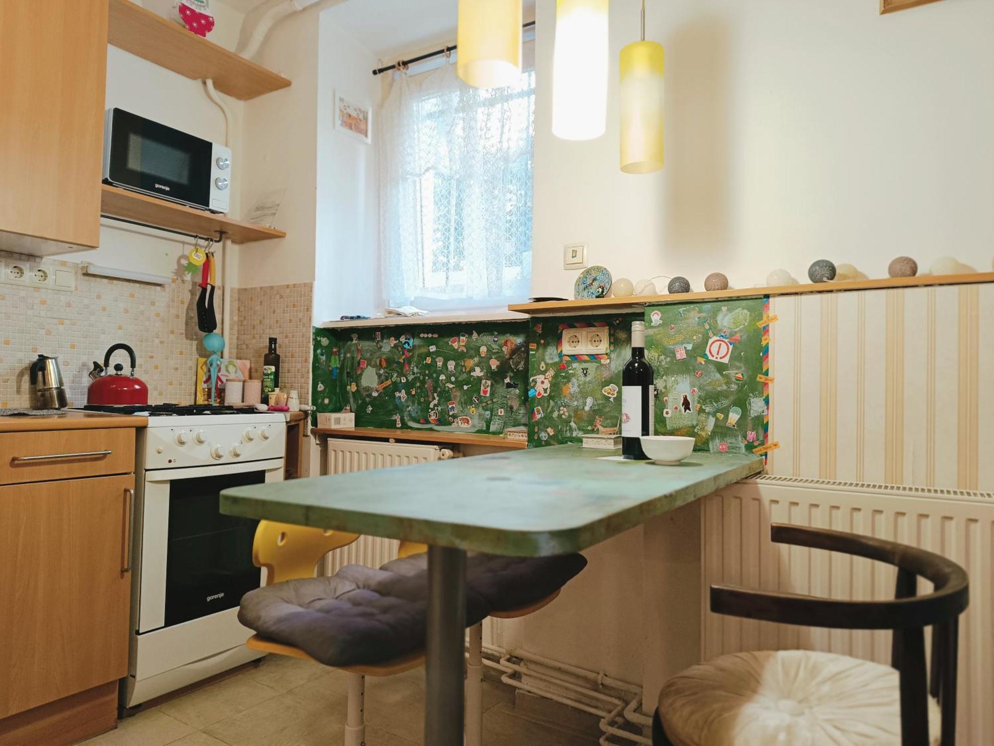 Apartment Flat In Historic With Your Own Private Garden, Near City Park