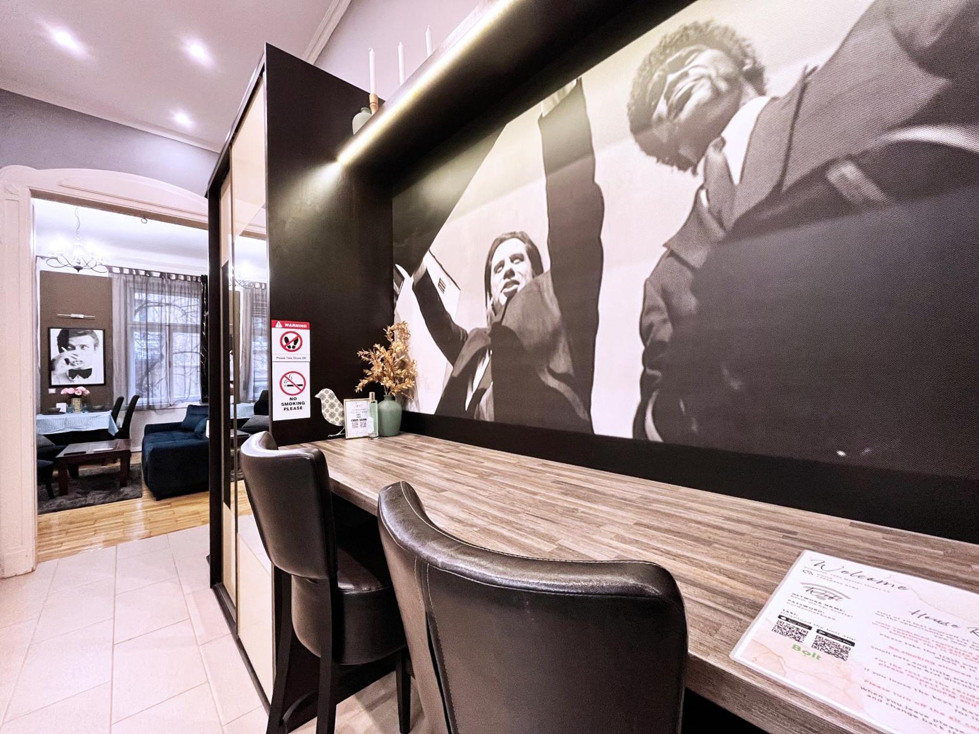 M13 Rustic Stylish With King Bed & Friendly Host Apartamento Budapest