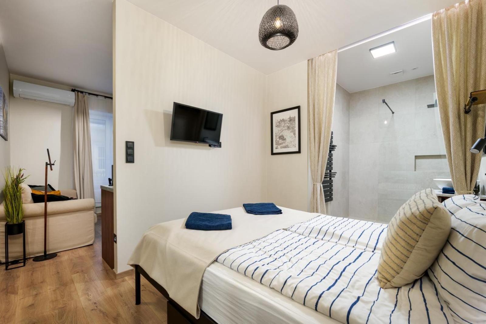 Apartment Secret Cave Premium Central *