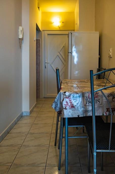 Bb Panorama Apartman Lägenhet *