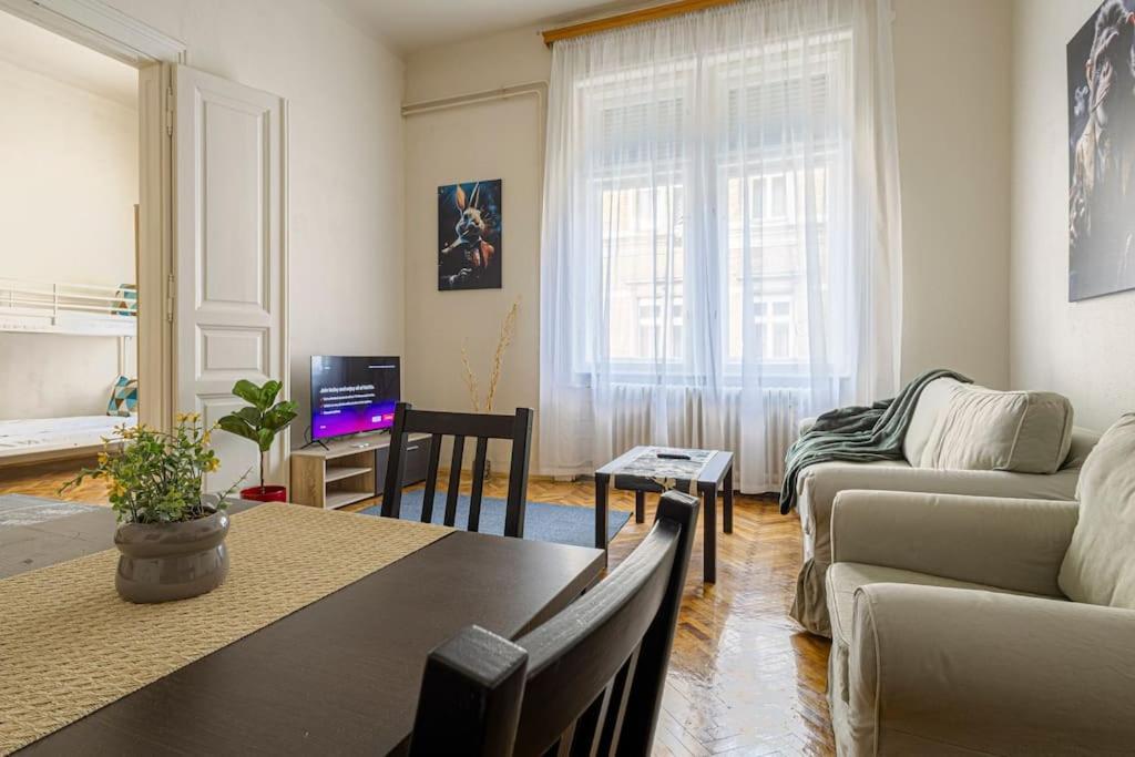 Gentleman Apartment Budapest