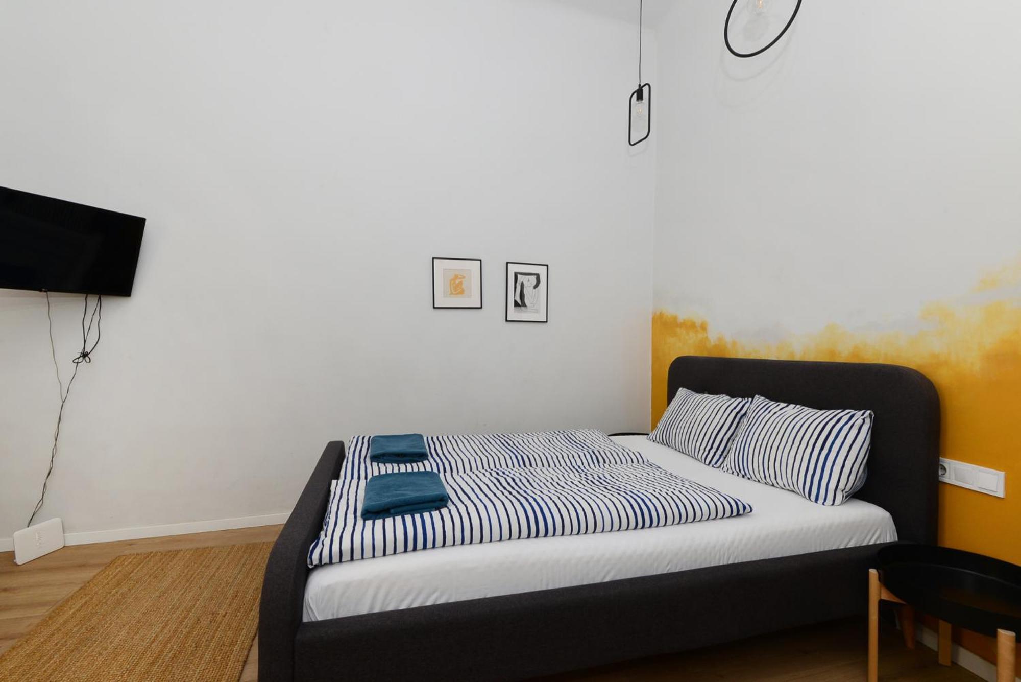 Avocado K42 Apartman *
