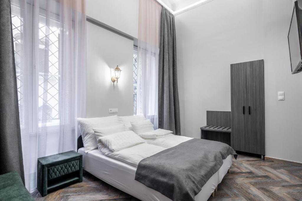 Marvelous In Andrassy Boulevard Apartman