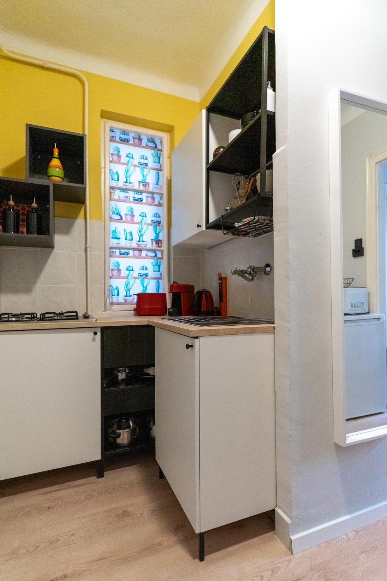 Poli24 Budapest