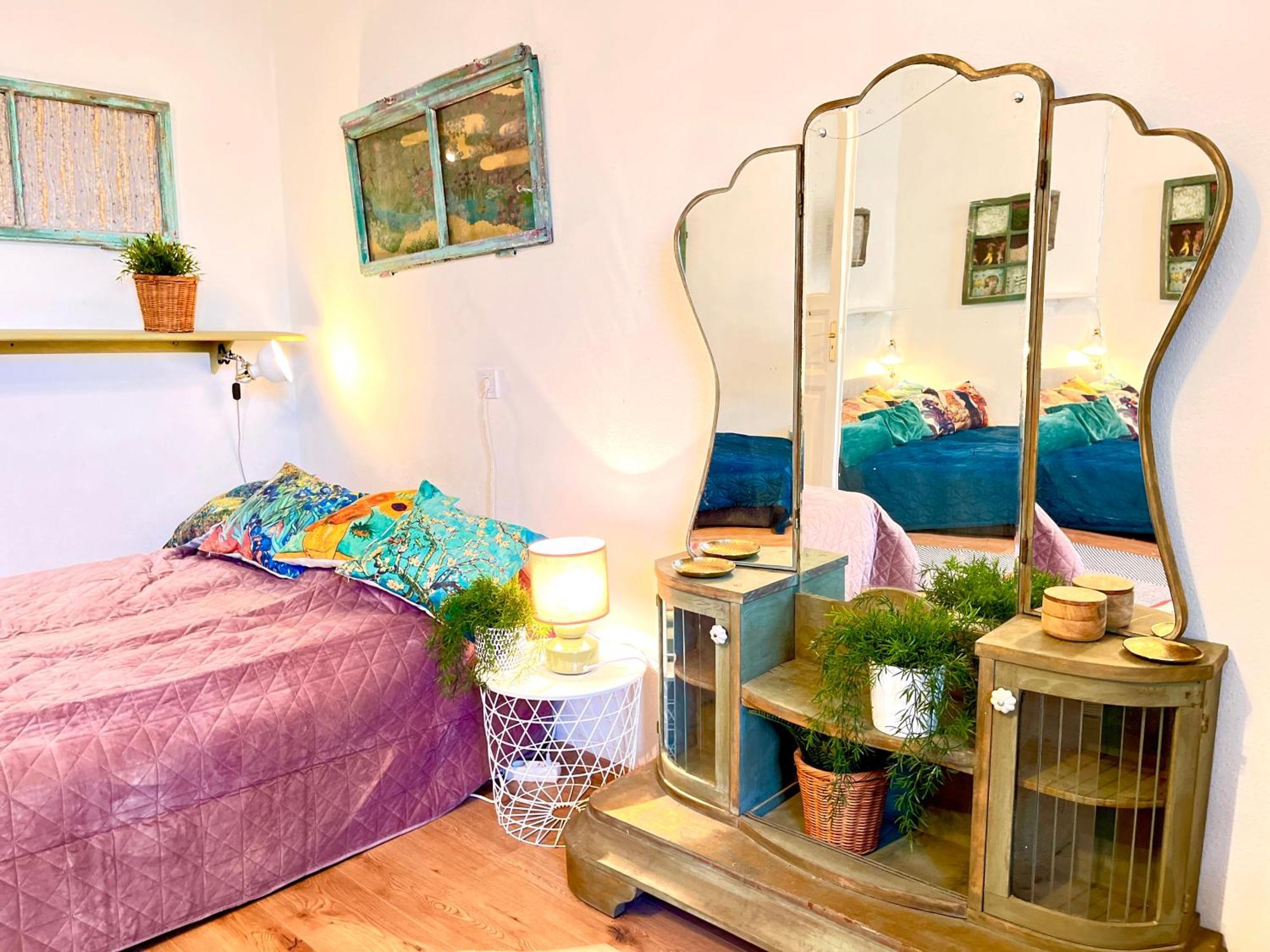 Boutique Design Studio At The City Center Apartment Budapest