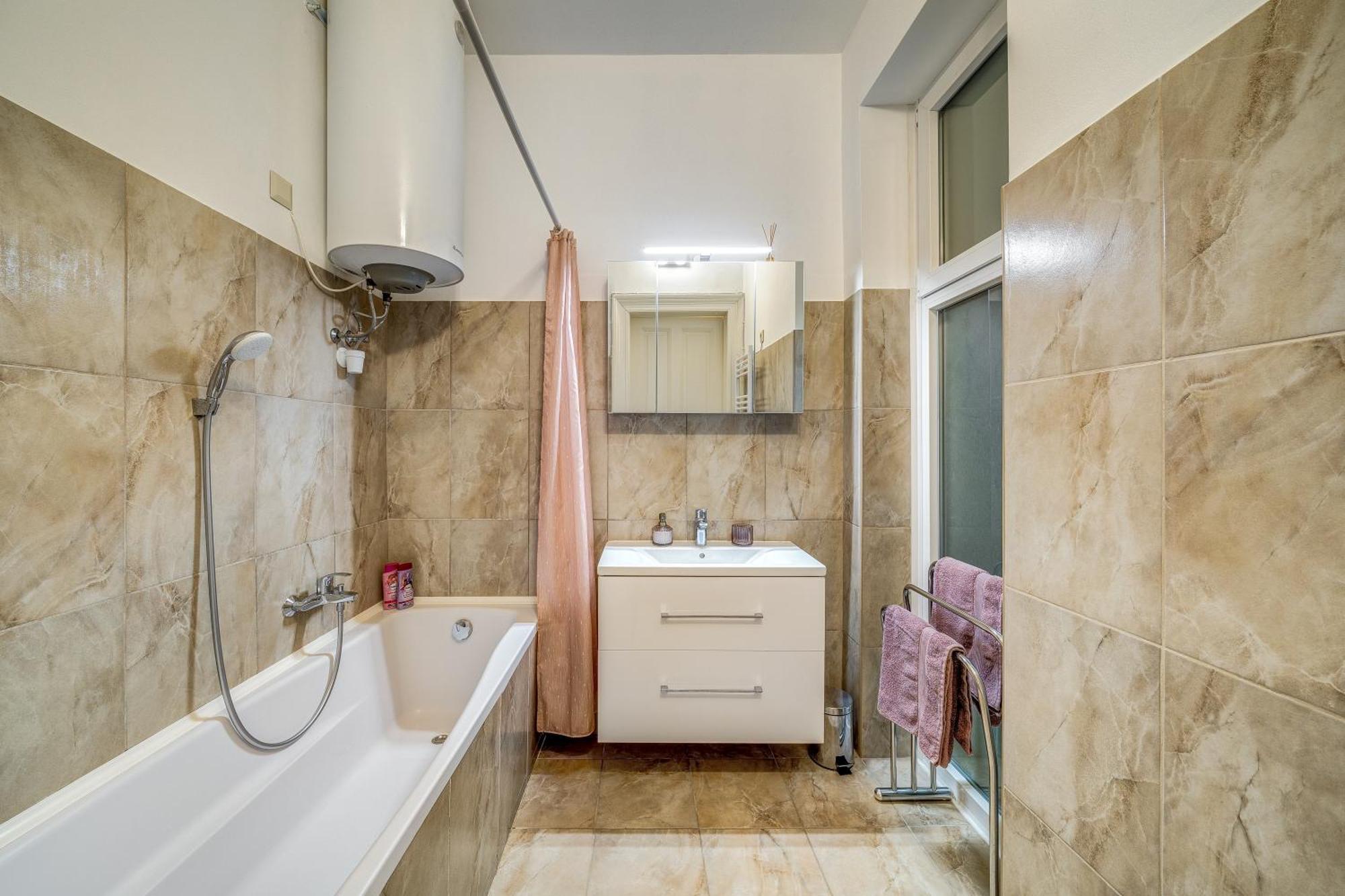 Apartment Magic Exotic In Downtown Budapest