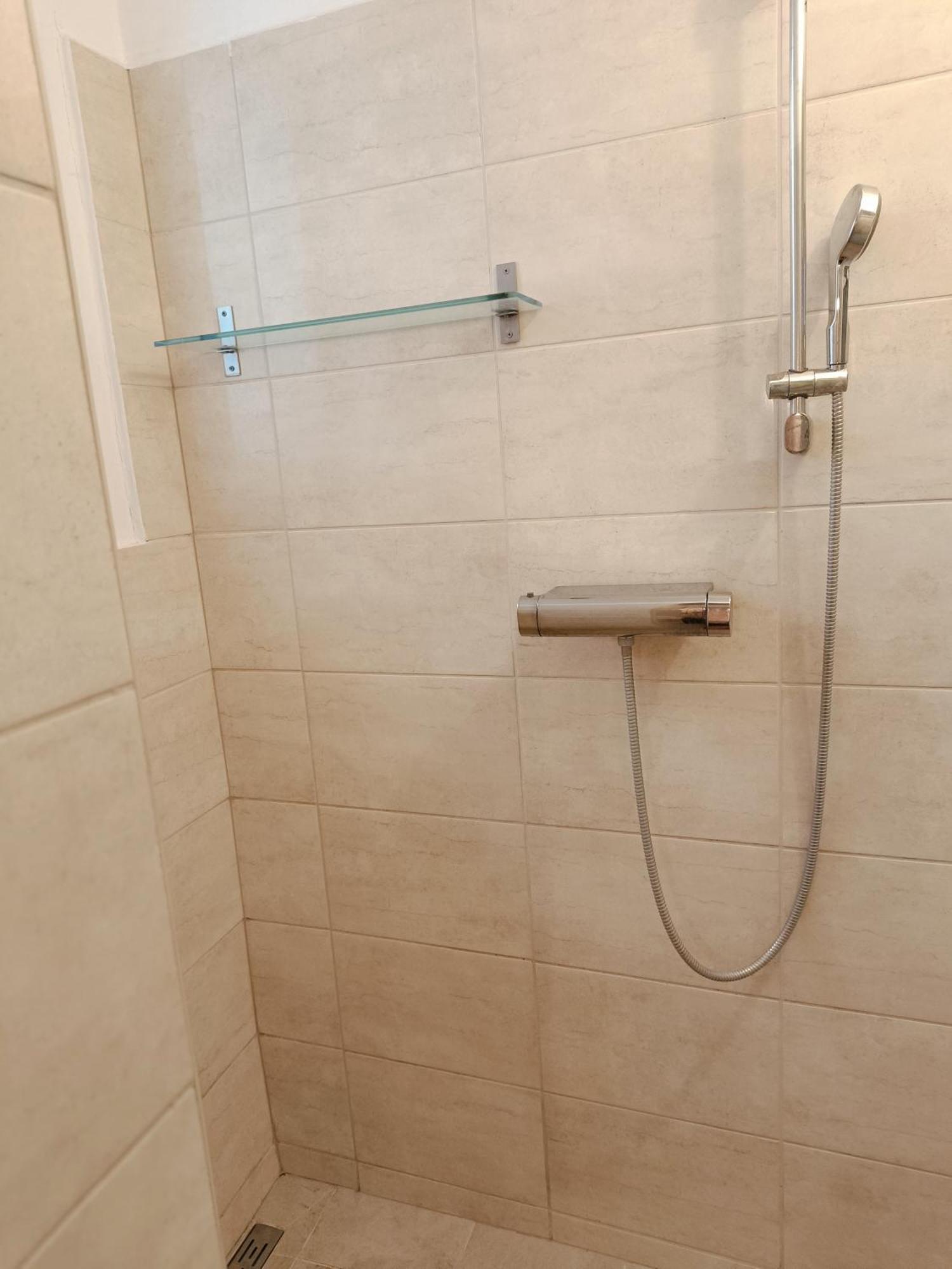 Flat In Historic With Your Own Private Garden, Near City Park