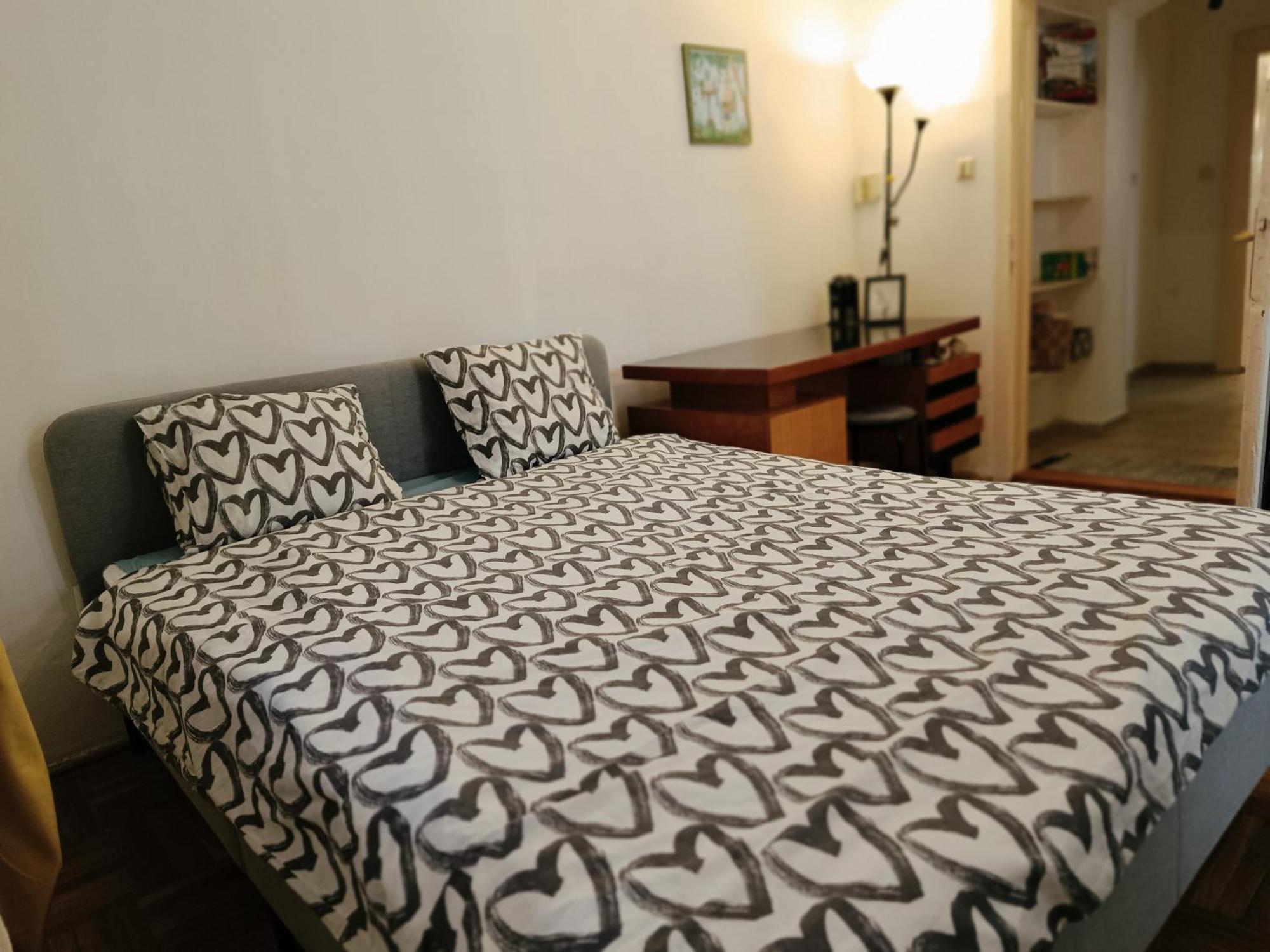 Flat In Historic With Your Own Private Garden, Near City Park * Budapest