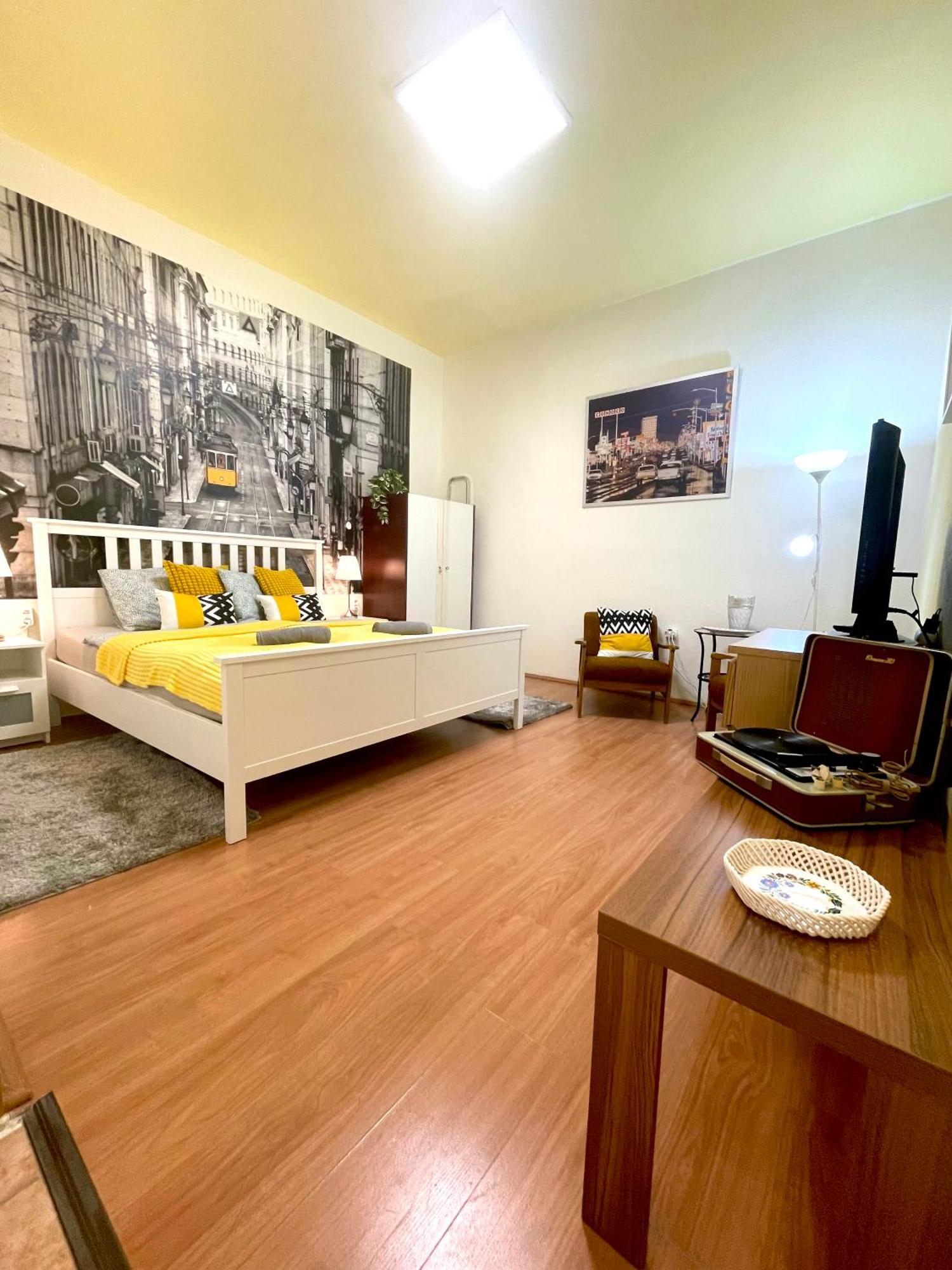 Big Cosy Near The Famous Westend City Center