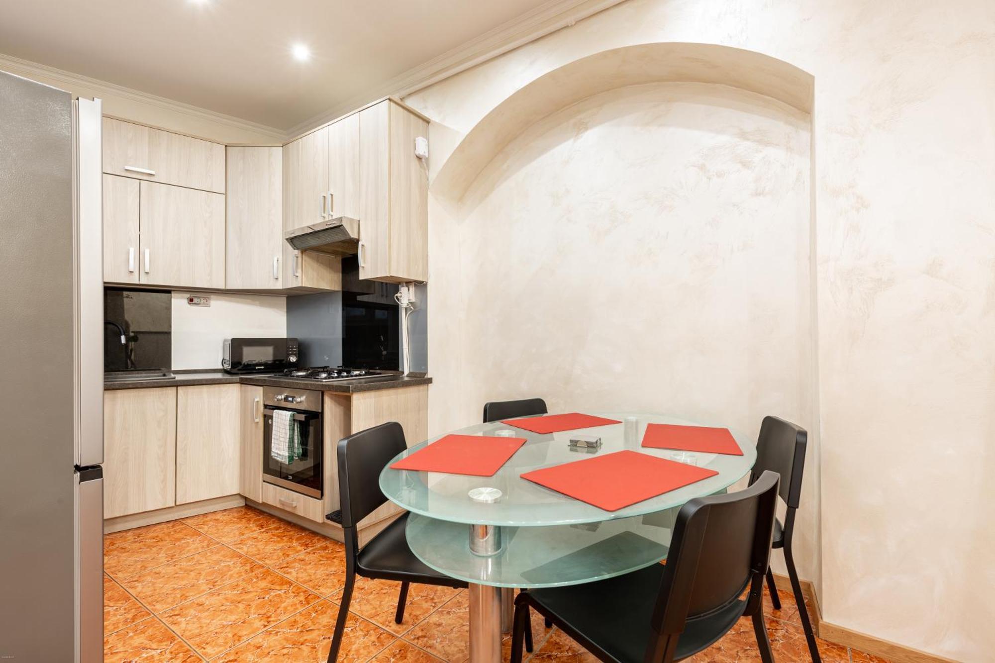 Mari&emi Flat In Corvin * Budapest