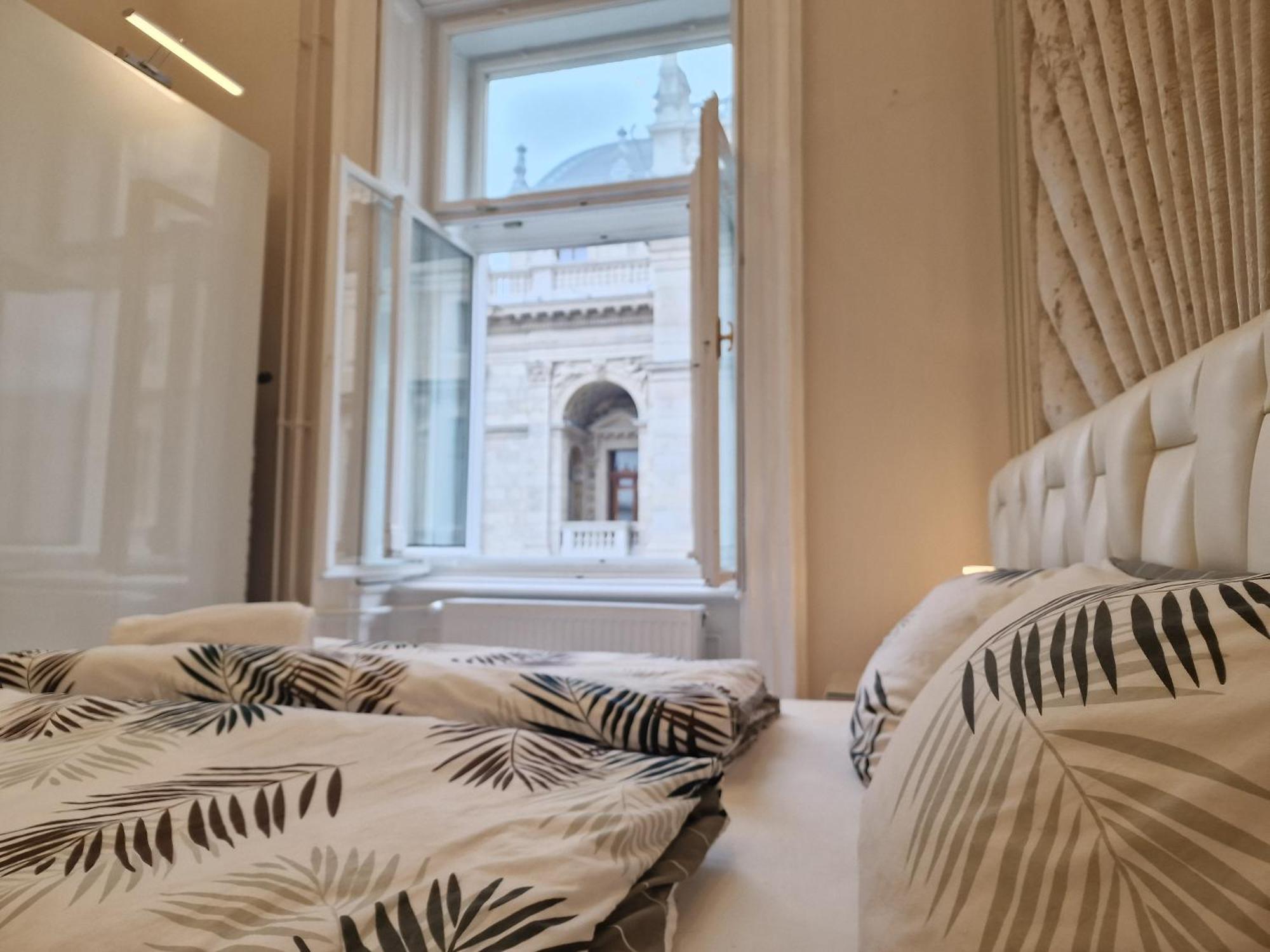 Apartmán Opera View - Live In Luxury