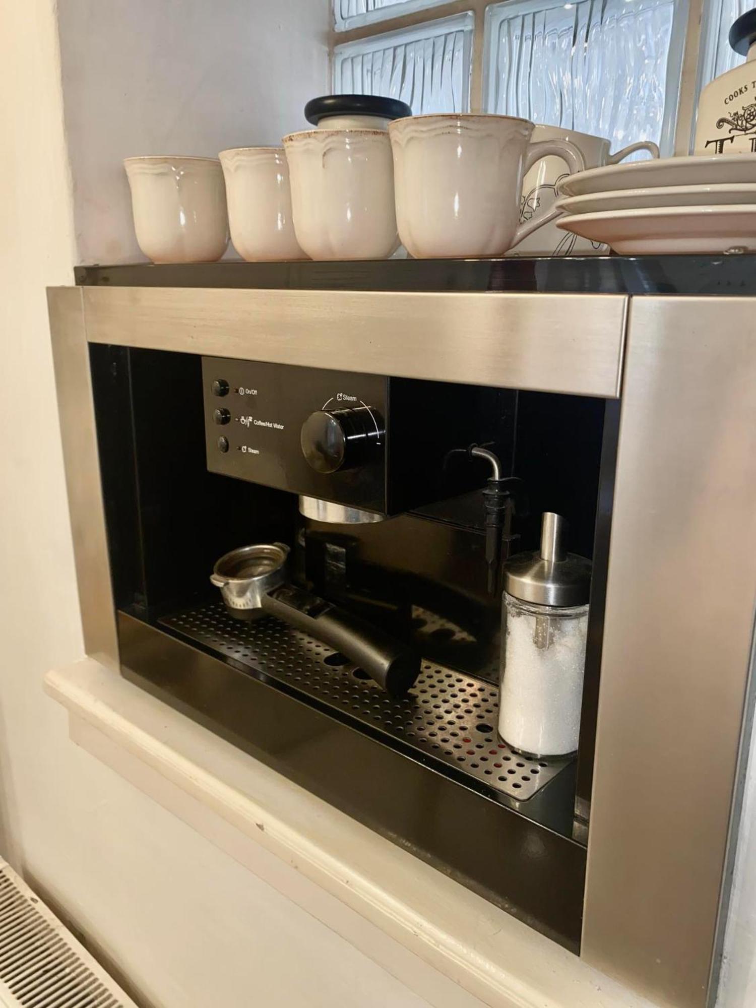 Lägenhet Malvin Apartman *