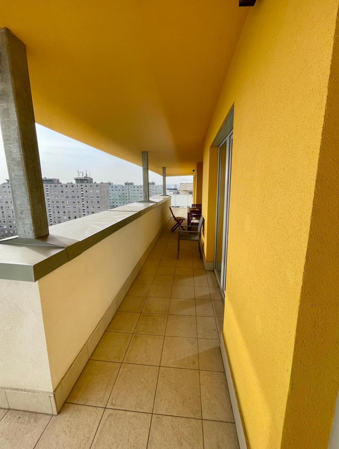 Apartament Penthouse Young #freeparking