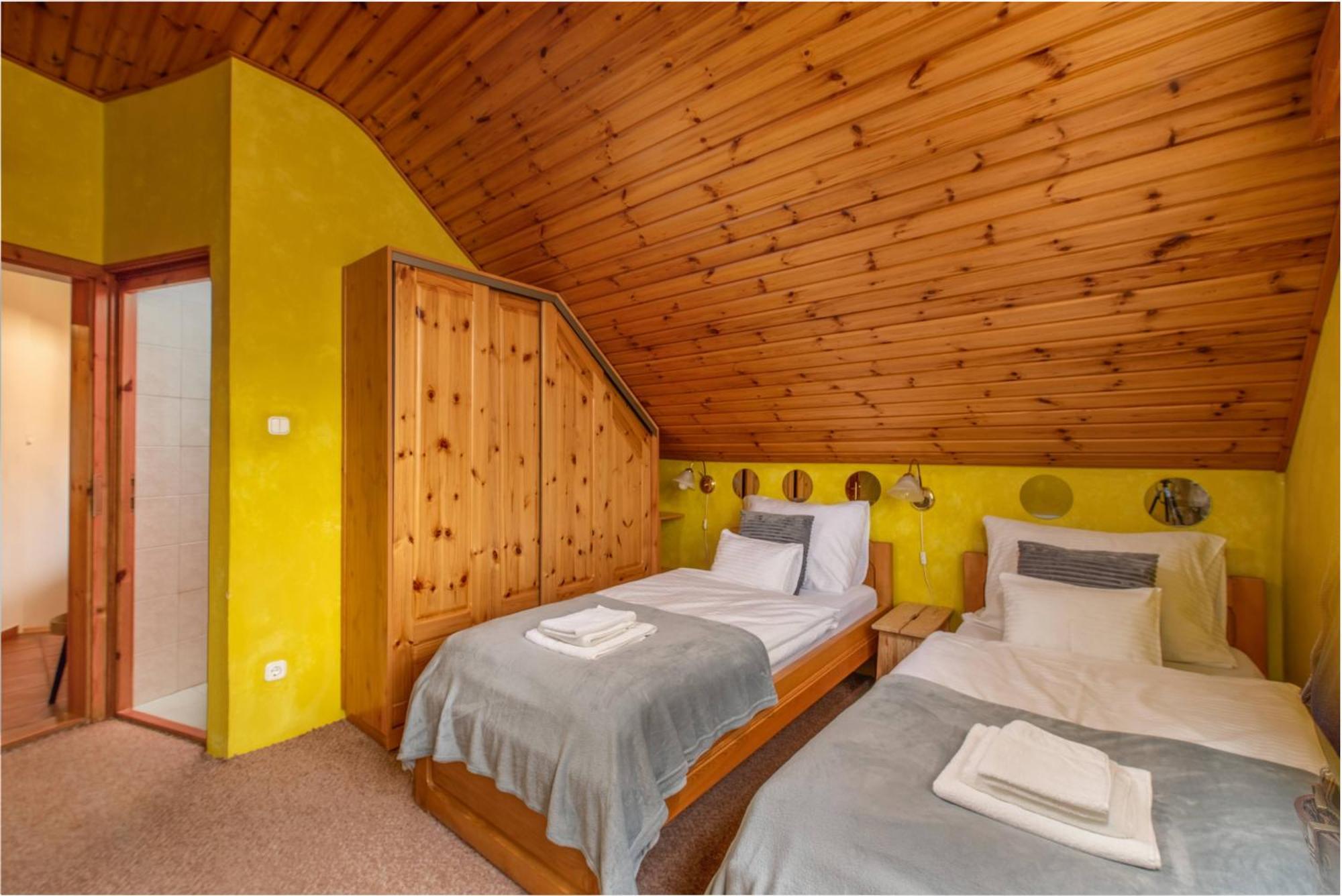 Kupolavilla-apartment-event House By The Danube River-buda