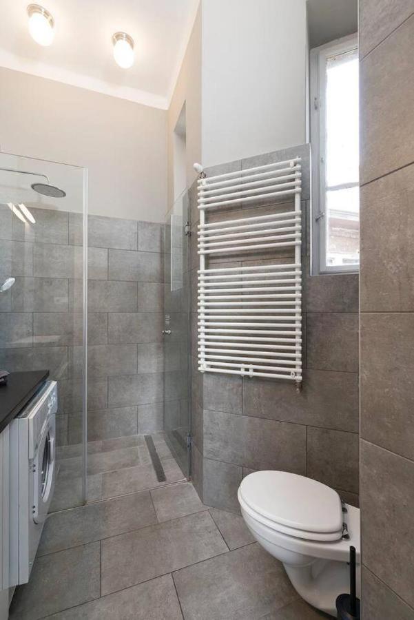 Vaci Street Apartment *