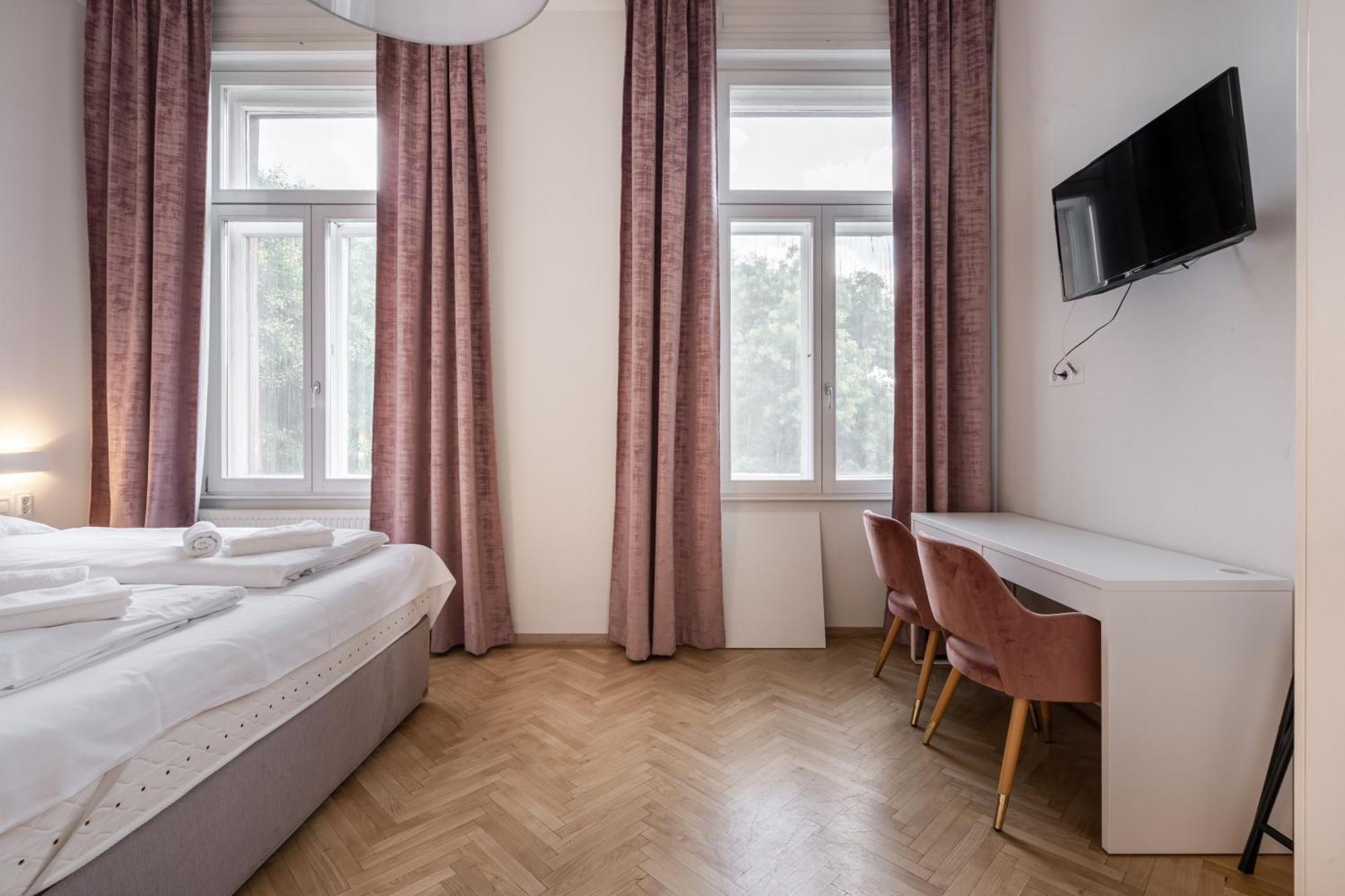 Klauzal City Garden - 2-bedroom K34 Apartment *