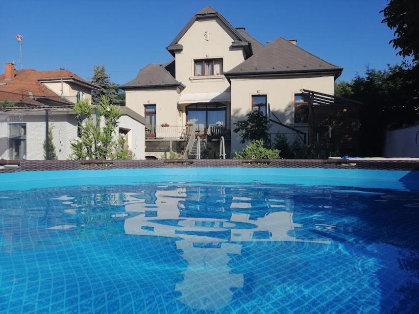 Kuria With Private Jacuzzi And Pool Apartament