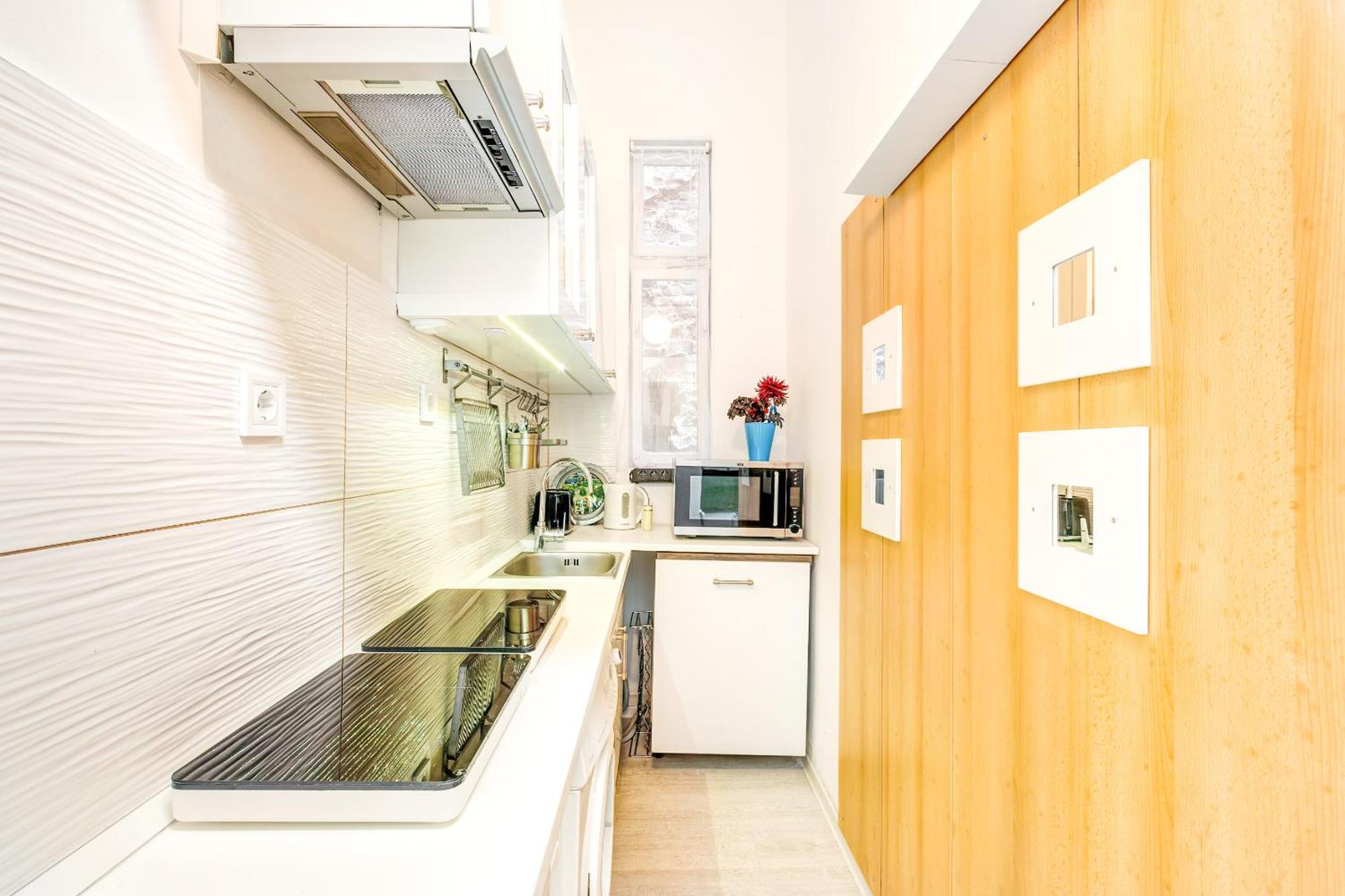 Central And Cozy - In Vivid Neighbourhood Appartamento Budapest